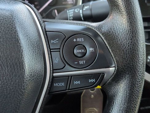 Used 2024 Toyota Camry LE image 21