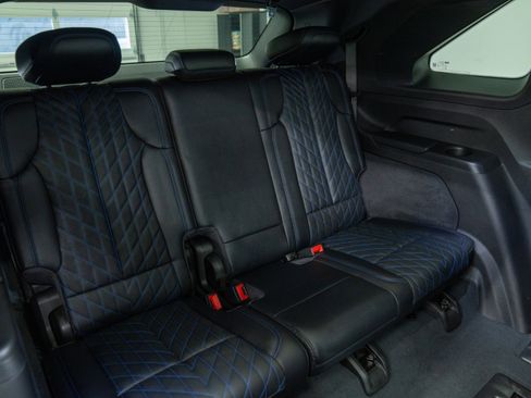Used 2025 Cadillac Escalade IQ Luxury 1 AWD/4WD image 34