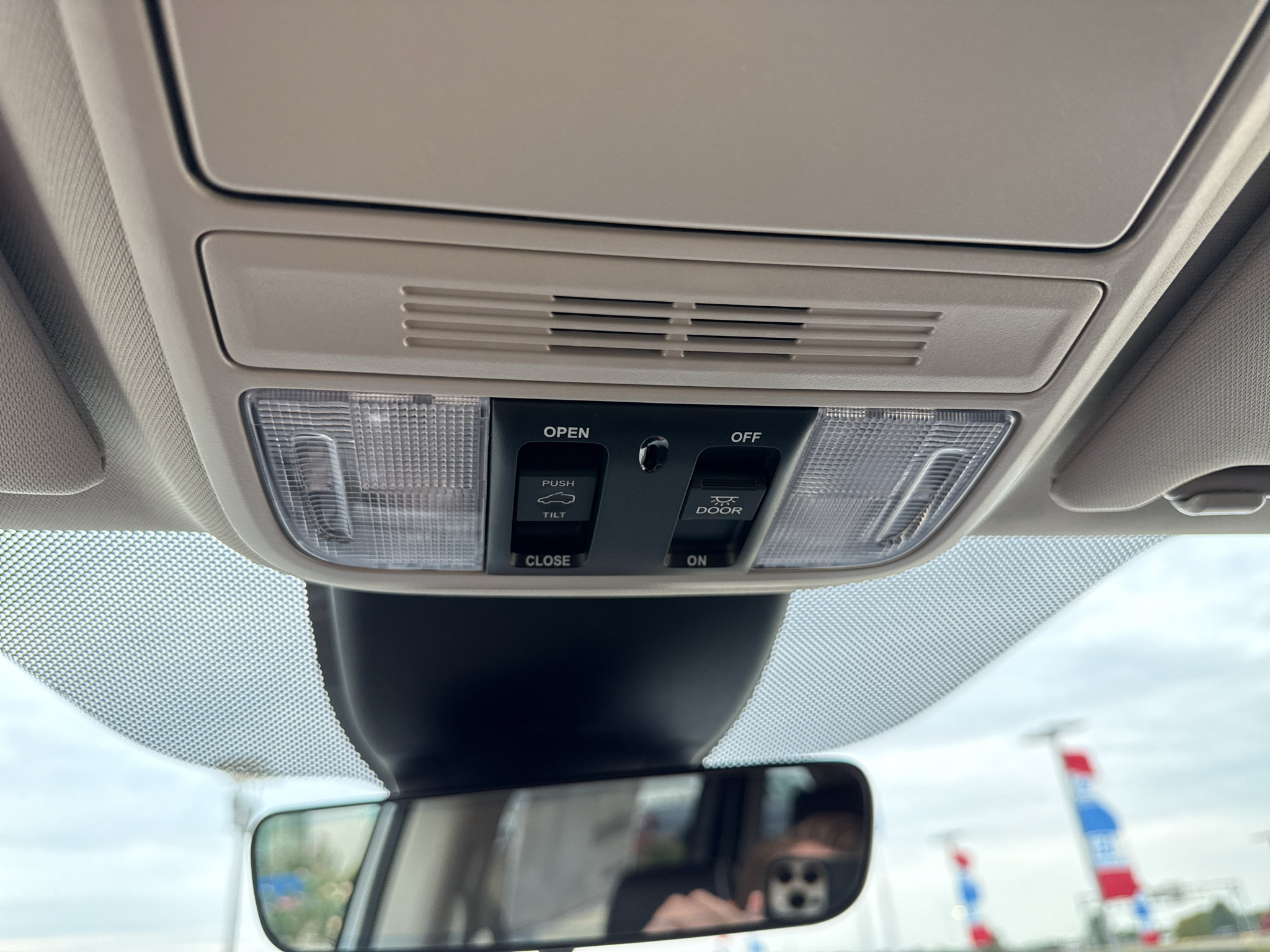 New 2027 Honda Odyssey Elite image 23