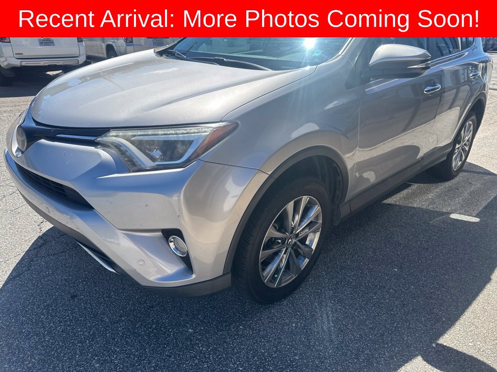 Used 2016 Toyota RAV4 Limited FWD image 1