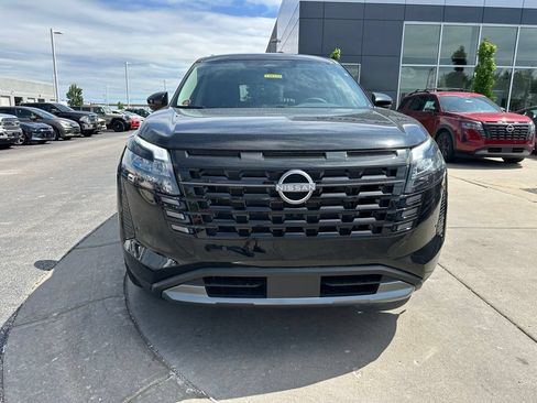 New 2026 Nissan Pathfinder SL AWD/4WD image 3