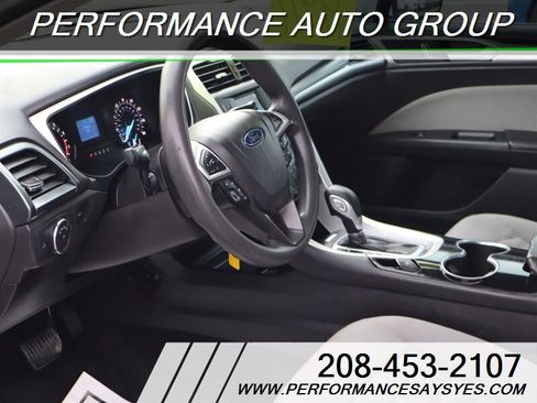 Used 2015 Ford Fusion S image 16