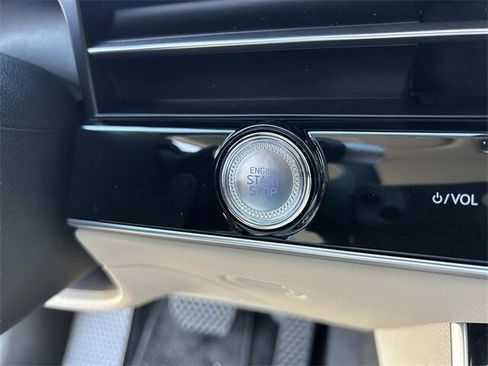 New 2026 Genesis GV70 2.5T Select image 30