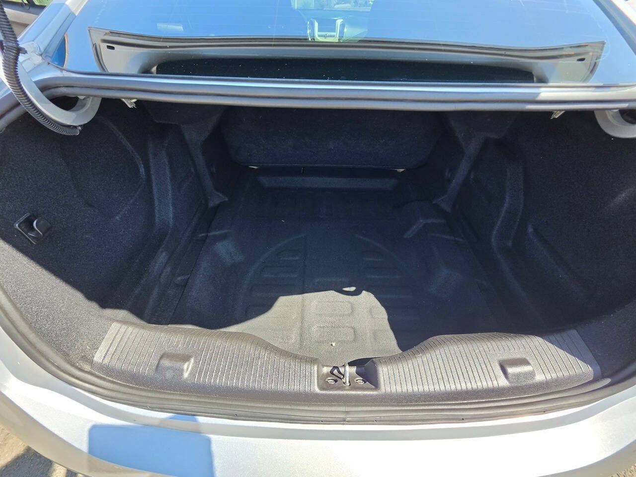 Used 2018 Chevrolet Cruze LS FWD image 25