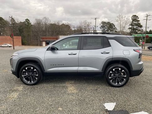 New 2026 Chevrolet Equinox RS w/ Convenience Package III image 6