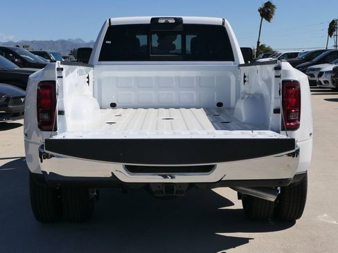 New 2026 RAM 3500 Tradesman AWD/4WD image 5