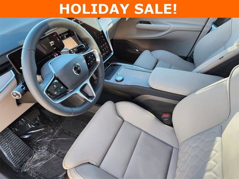 New 2025 Volvo EX90 Ultra image 12