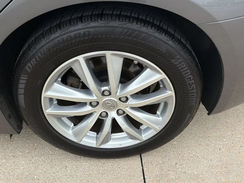 Used 2016 INFINITI Q50 3.0t Premium w/ 3.0T Premium Plus Package AWD/4WD image 31