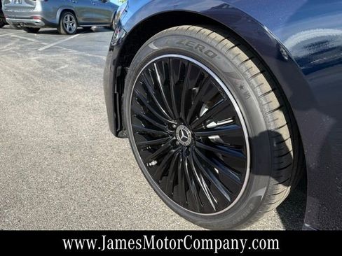 New 2026 Mercedes-Benz E 450 4MATIC Sedan image 9