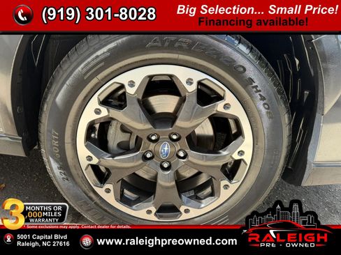 Used 2021 Subaru Crosstrek 2.0i Premium w/ Moonroof Package AWD/4WD image 37