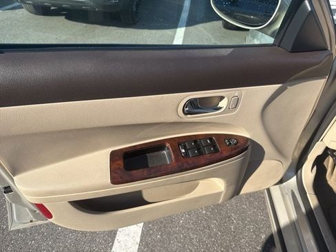 Used 2008 Buick LaCrosse CXL w/ Driver Confidence Package image 17