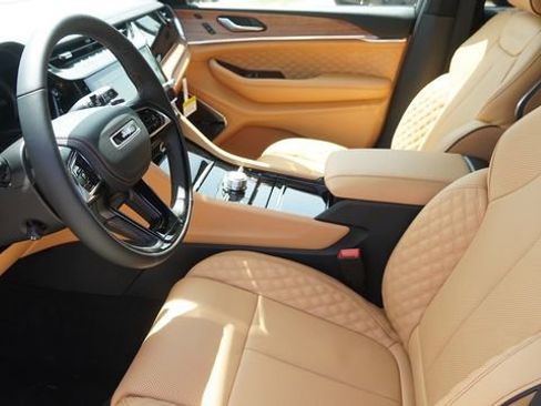 New 2026 Jeep Grand Cherokee L Summit AWD/4WD image 20