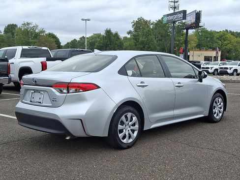 Certified 2025 Toyota Corolla LE image 6