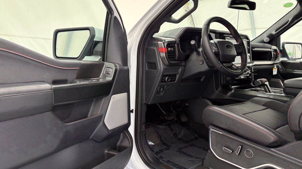 New 2026 Ford F150 Raptor AWD/4WD image 32