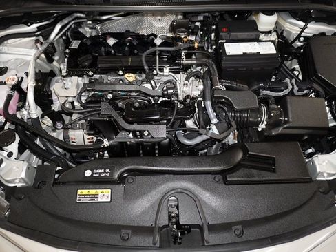 Certified 2025 Toyota Corolla LE image 18