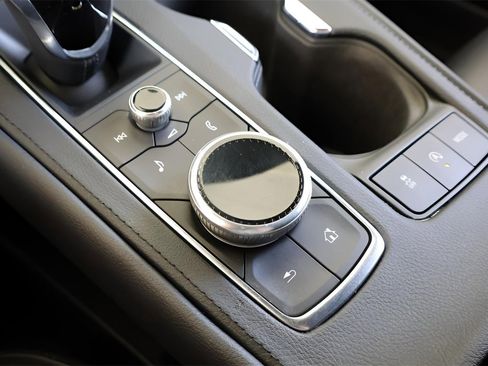 Certified 2021 Cadillac XT4 Premium Luxury w/ Driver Awareness Package image 27