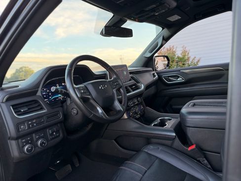 Used 2022 Chevrolet Tahoe RST w/ Luxury Package AWD/4WD image 10