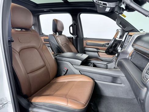 Used 2022 RAM 1500 Limited image 12