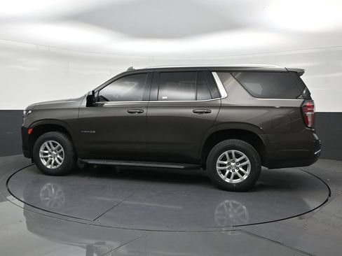 Used 2021 Chevrolet Tahoe LS RWD image 2
