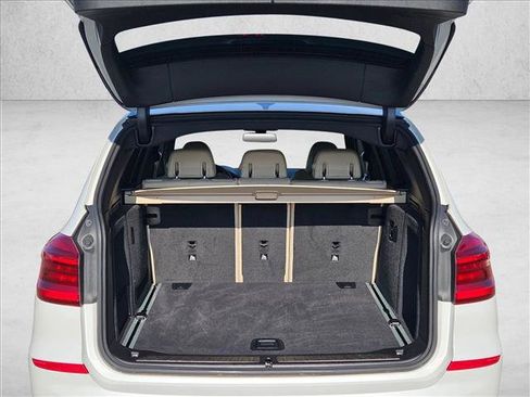 Used 2019 BMW X3 sDrive30i w/ Premium Package image 6