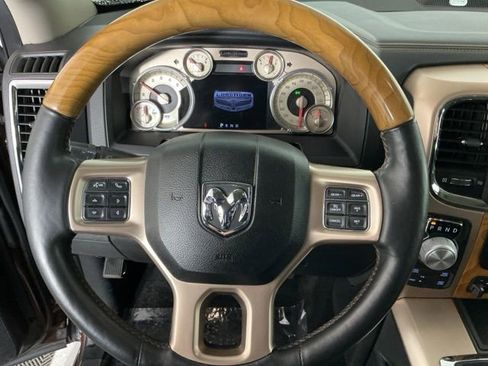 Used 2015 RAM 1500 Laramie Longhorn w/ Convenience Group AWD/4WD image 16
