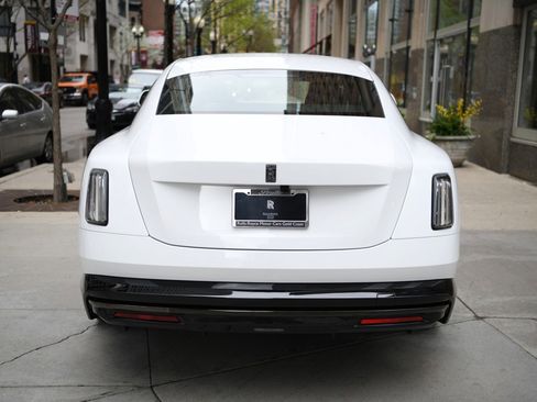 Certified 2025 Rolls-Royce Spectre Black Badge image 5