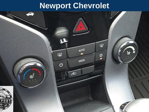 Used 2015 Chevrolet Cruze LTZ w/ Sun, Sound and Sport Package image 21