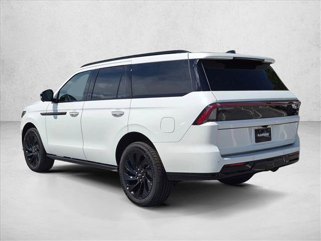 New 2027 Lincoln Navigator Reserve w/ Jet Appearance Package AWD/4WD image 2