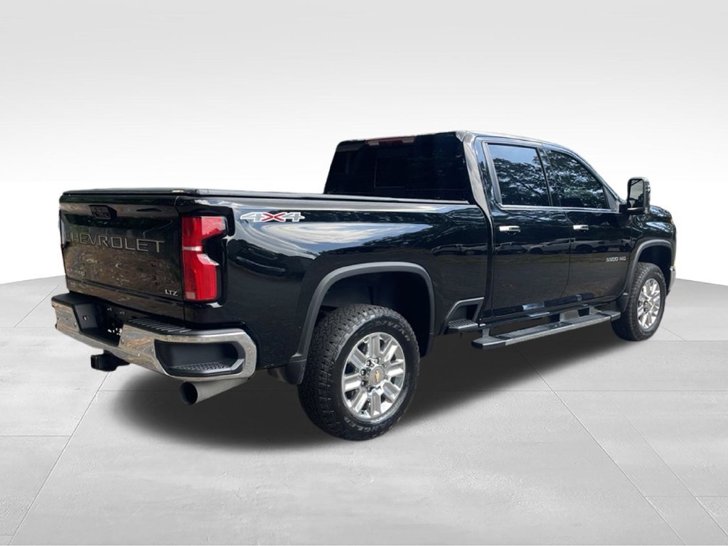 Used 2025 Chevrolet Silverado 3500 LTZ w/ LTZ Convenience Package AWD/4WD image 4