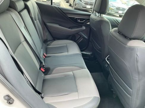 Certified 2025 Subaru Outback Onyx Edition AWD/4WD image 17