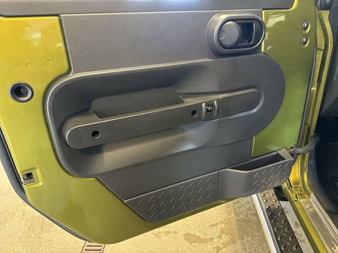 Used 2007 Jeep Wrangler X image 17