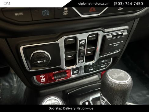 Used 2023 Jeep Wrangler Unlimited Rubicon 4xe w/ Steel Bumper Group image 34