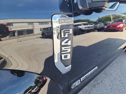 Used 2022 Ford F450 King Ranch w/ King Ranch Ultimate Package image 10