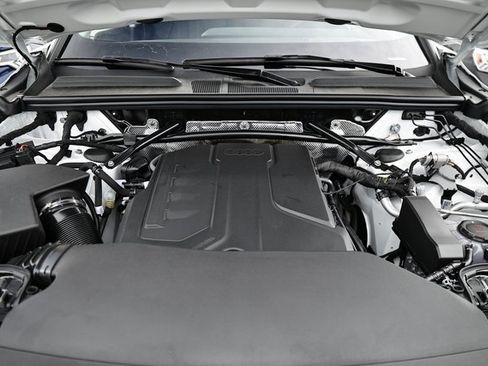 New 2025 Audi Q5 Premium Plus image 30