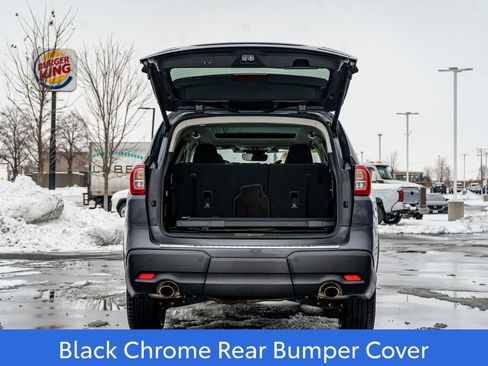 Used 2023 Subaru Ascent Onyx Edition image 10