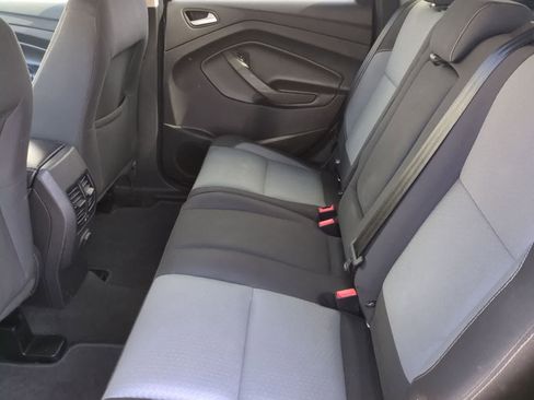 Used 2018 Ford Escape SE w/ SE Sync 3 Package FWD image 19
