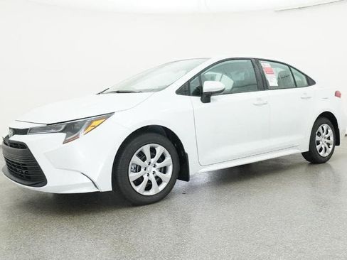 New 2026 Toyota Corolla LE image 17