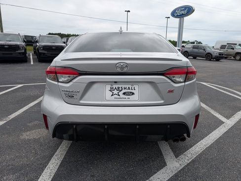 Used 2024 Toyota Corolla SE FWD image 4