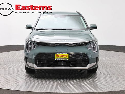 Used 2023 Kia Niro Wind w/ Wind Preserve Package FWD image 2