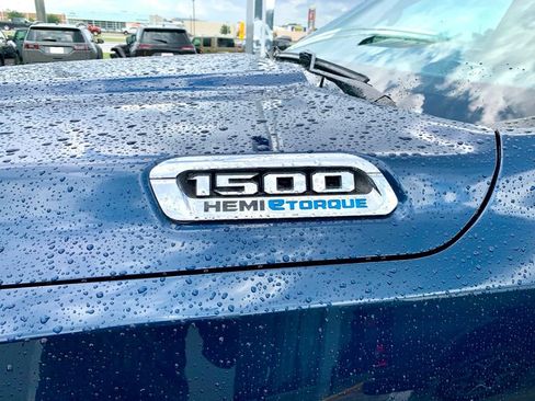 Used 2022 RAM 1500 Big Horn AWD/4WD image 10