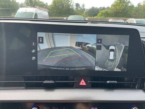 Used 2023 Kia Sportage SX image 34