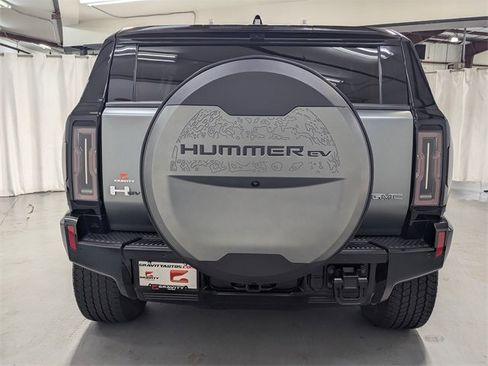 Used 2024 GMC Hummer EV 3X image 27