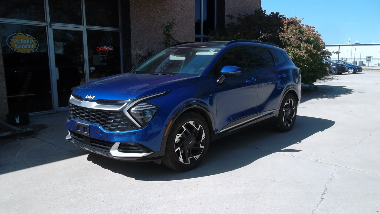 Used 2024 Kia Sportage SX FWD image 1