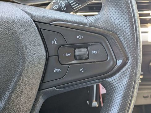 Used 2024 Chevrolet Trax LS w/ LS Convenience Package FWD image 23