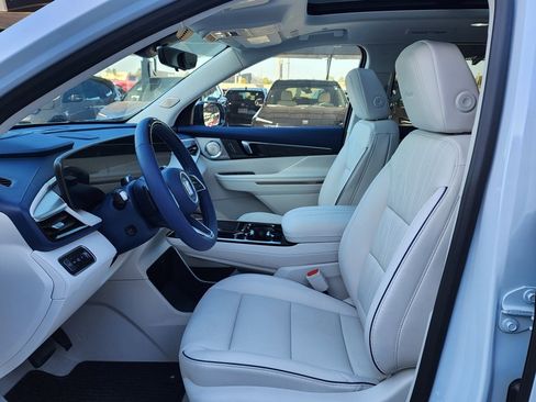 New 2026 Buick Enclave Avenir w/ Super Cruise Package image 16