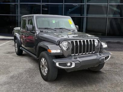 Used 2023 Jeep Gladiator Sport