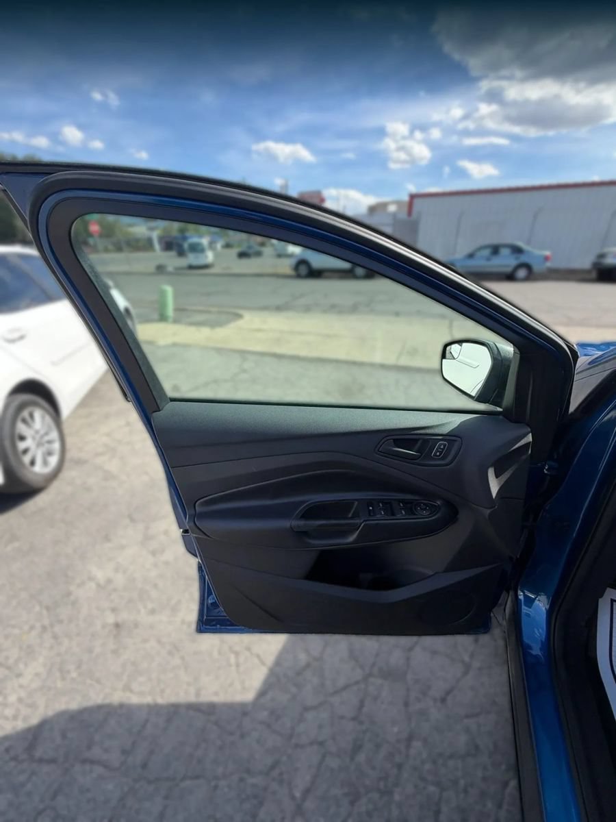 Used 2018 Ford Escape S FWD image 10