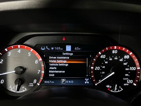 Used 2024 Nissan Titan PRO-4X w/ Pro-4x Utility Package image 15