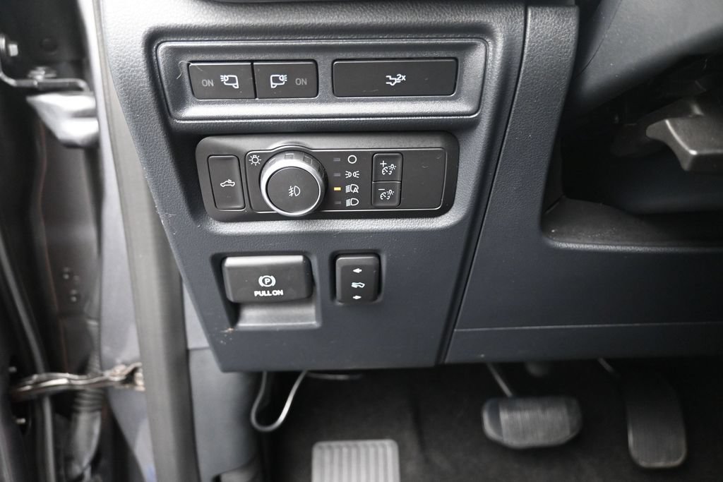 Used 2022 Ford F150 Lariat AWD/4WD image 16