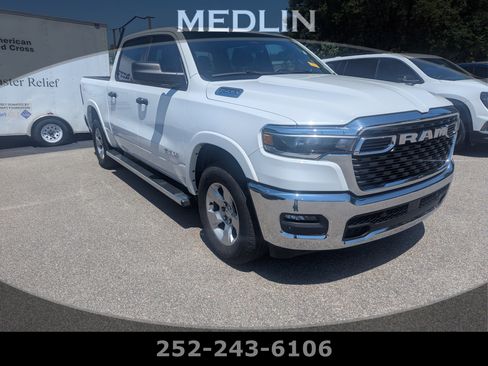 Used 2025 RAM 1500 Big Horn AWD/4WD image 1